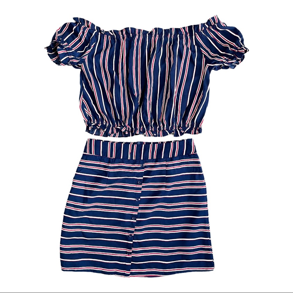 MINI SKIRT CROP TOP NAVY STRIP Ladies Sz Large Available by Angela